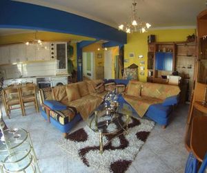 Spacious Apartment Thessaloniki Greece