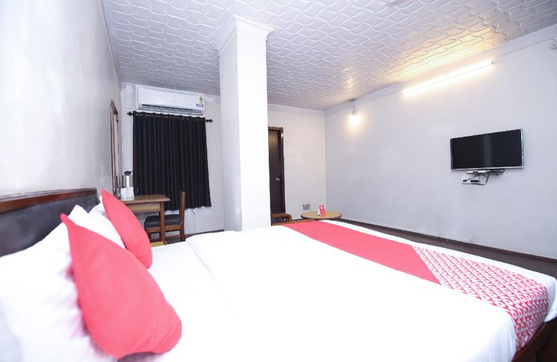 Capital O 27607 Hotel Kartik