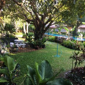 NearBy Hotel