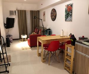 2BR Cozy Condo just 3-5 mins to Abreeza and Gmall Davao Philippines