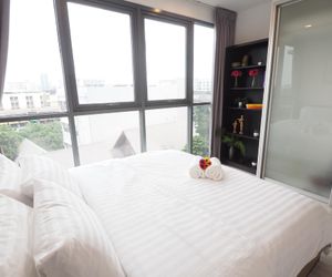 Loft Live Duplex Steps to BTS comfy bed(1BR/4P) Phra Khanong Thailand