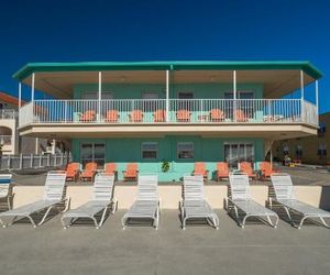 Sea Rocket 18, Sleeps 4, BBQ Area, WiFi, Studio North Redington Beach United States