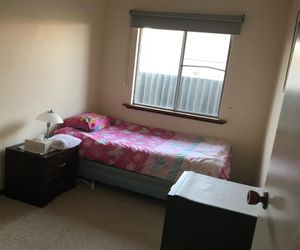 Quiet single bedroom close to beach Hillarys Australia
