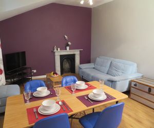 Ashburton  2 Bedroom Apartment. Sleeps 6 Portsmouth United Kingdom