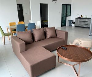 Kuching Emporium @ 4 bedroom apartments (9pax) Kuching Malaysia