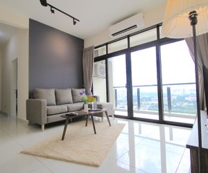 J.Dupion Cheras by Kyuka  3 bedrooms ,3 min to mrt Cheras Malaysia