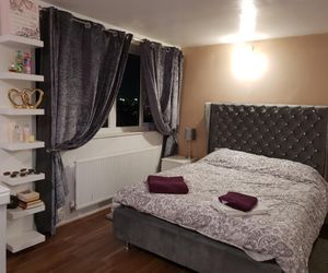 Lucurious double room in shared flat Sheffield United Kingdom