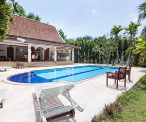 Stunning Thai Villa with Private Pool & Garden Paklok Thailand