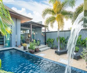 Onyx Lite 2 bedrooms villa with pool Nai Harn Rawai Thailand