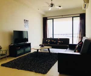 Luxury Sunrise Seaview 3BR Condo for 8pax Tanjung Tokong Malaysia