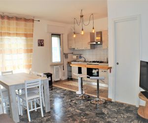 Venice CASA FELICE Apartment 9 People Free Parking Favaro Veneto Italy