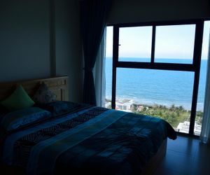 Penthouse/PRIVATE Beach Front * FREE pool Vung Tau Vietnam