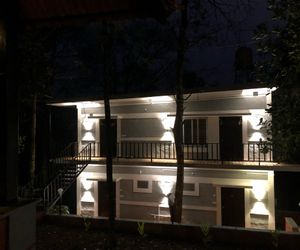 Spacious 2 BR stay in middle of Coffee estate. Madikeri India
