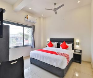 OYO 23669 Nova Hotel New Crossroad Rajkot India
