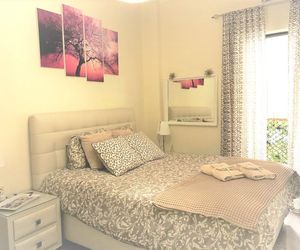 Theanos Cozy & Quiet **Lux** central Flat - Wifi Patras Greece