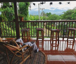 Manaohouse (private family house & cozy garden) Pai Thailand