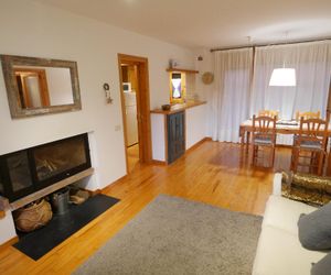 Cozy renewed apartment in Alp with garden Alp Spain