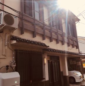 NearBy Hotel