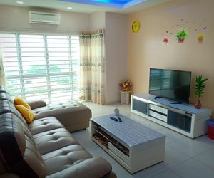 Paddy @ SeaView ^Comfort Homestay 2.7^ | ~WiFi~ Sekinchan Malaysia