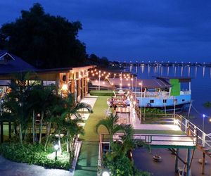 Suwanna Riverside Resort Chainat Thailand