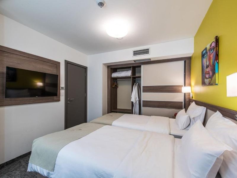 Hotel Photo 7