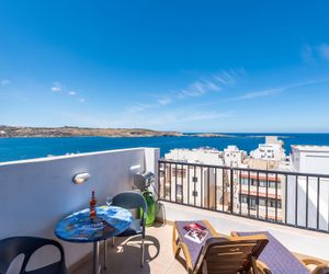 SeaShells Studio Penthouse with sea view Terrace Qawra Republic of Malta