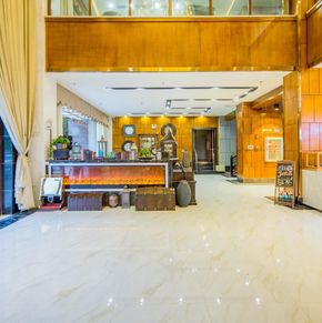 NearBy Hotel