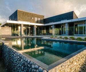 Karaka Lifestyle Premium Vacation Home with Pool Papakura New Zealand
