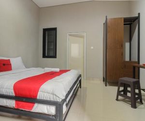 RedDoorz near Puri Indah Mall Tangerang Indonesia