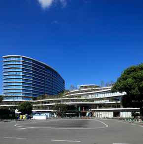 NearBy Hotel