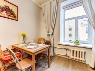 Пушкинская 17, 2-комн. кв. с двумя спальнями, лифт