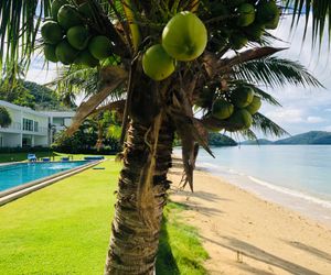 D-Lux beachfront 4 bed apartment with sea view Panwa Thailand