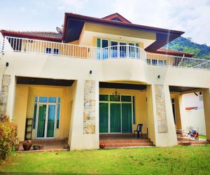 Miami Beach Villa Batu Ferringhi Malaysia