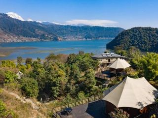 Фото отеля The Pavilions Himalayas Lake View