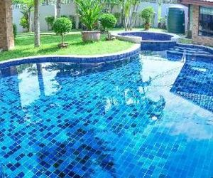 Tawanron villa Ban Amper Thailand