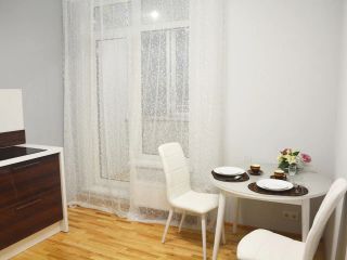 Солнечная квартира на проспекте Просвещения