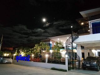 Фото отеля Uthaithani Resort