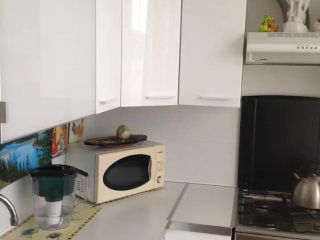 Солнечная уютная квартира у метро.