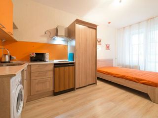Orange Apart