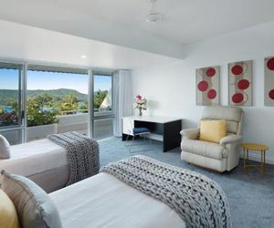 Bella Azure Two Bedroom Two Bathroom Spacious Ocean-view Apartment With Golf Buggy Hamilton Island Australia