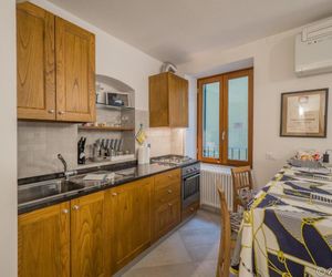 Ventu de Ma Studio 2 with AC Vernazza Italy