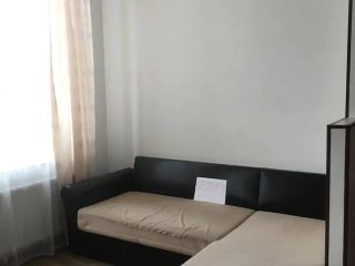 Студия с новым ремонтом в сталинке