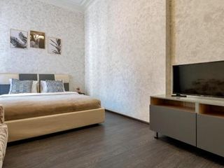 Невский 108, 1-комн. кв. + парковка