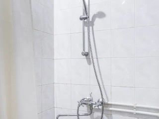 Комната с двуспальной кроватью