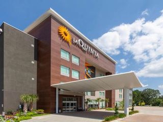 Фото отеля La Quinta Inn & Suites by Wyndham Lafayette Oil Center