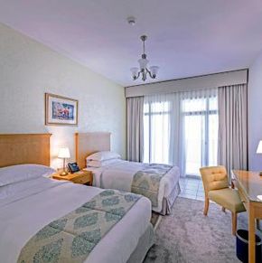 NearBy Hotel