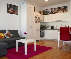 Trendy Danube Apartment - Close to UN Vienna Austria