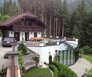 Haus in den Bergen Sankt Koloman Austria