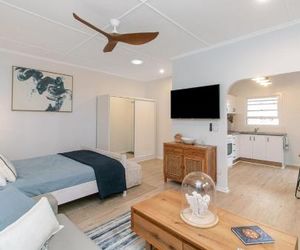 Point Danger Lodge unit 10 - Centrally located one bedroom Studio Tweed Heads Australia