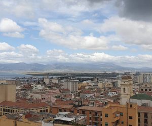 Il NIDO DEL GUFO OWLS NEST IN OLD TOWN Cagliari Italy